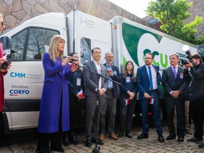 Corfo y ocho empresas sellan acuerdo para acelerar la demanda industrial de hidrógeno renovable