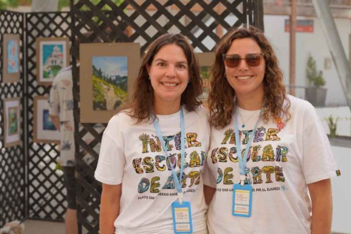 De profesoras a impulsoras de una plataforma nacional de arte escolar: la historia detrás del Interescolar de Artes ArtMeet “Ven a Crear en Las Condes” De profesoras a impulsoras de una plataforma nacional de arte escolar: la historia detrás del Interescolar de Artes ArtMeet “Ven a Crear en Las Condes”
