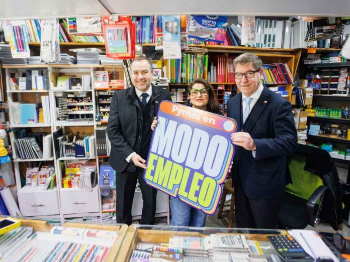Gobierno duplica fondo emprendedor para apoyar a más de 1.100 desempleados