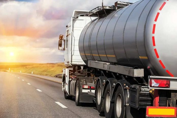 Industria química espera que estándares de transporte seguro de sustancias químicas sean adoptados por todos los sectores Industria química espera que estándares de transporte seguro de sustancias químicas sean adoptados por todos los sectores