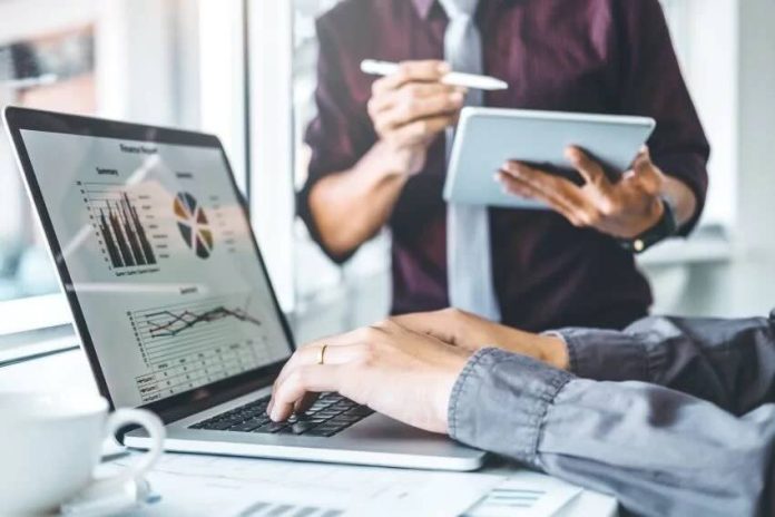 Empresas convierten problemas internos en negocios digitales