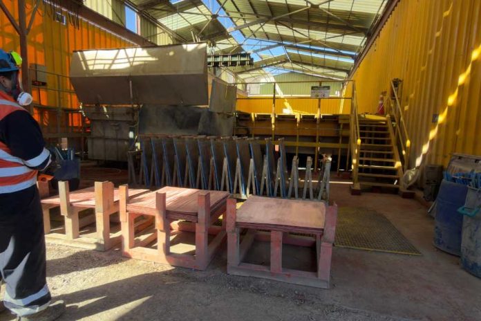 Pilotaje para restaurar cátodos de acero concluye con éxito primera etapa en ENAMI