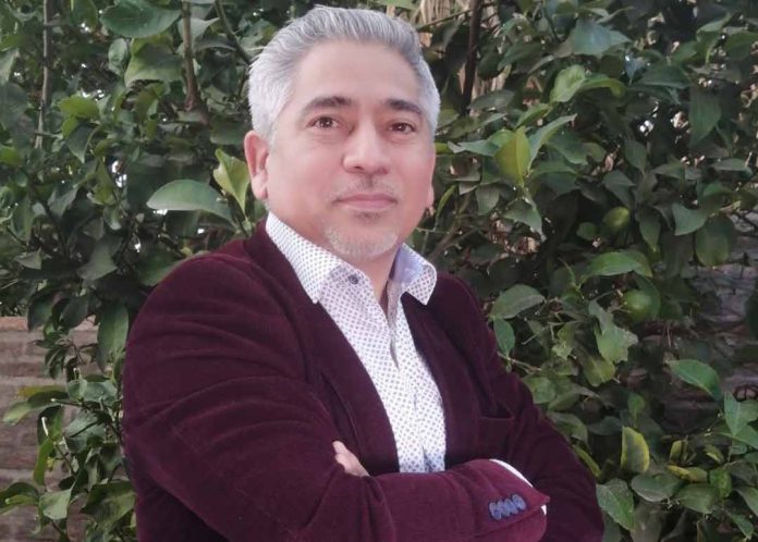 Revolución tecnológica y el desafío humano de no dejar de pensar