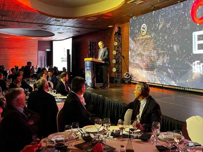 Salmon Meets Mundo Acuícola: Cena del Salmón 2026 reunió a más de 400 representantes de la industria