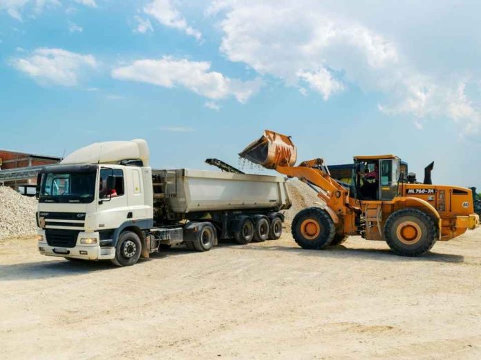 Trabajadores extranjeros sin cuenta bancaria chilena plantean desafío para el pago de sueldos