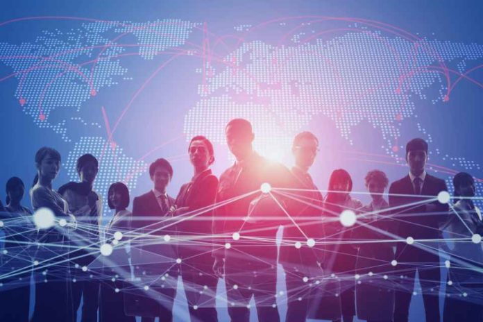Trabajo RRHH Deel Chile se posiciona como el segundo mercado con mejores salarios remotos en LATAM y los roles comerciales lideran el ranking