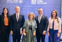 Industria, autoridades y academia plantean los desafíos para convertir a Chile en un hub digital Industria, autoridades y academia plantean los desafíos para convertir a Chile en un hub digital
