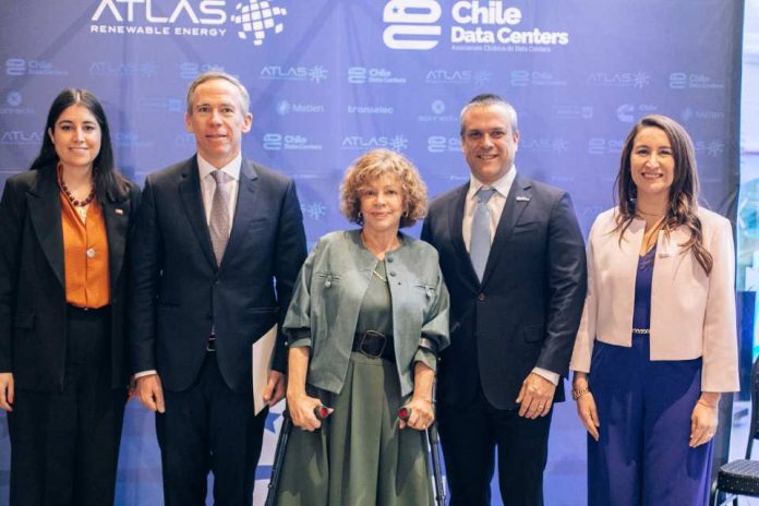 Industria, autoridades y academia plantean los desafíos para convertir a Chile en un hub digital