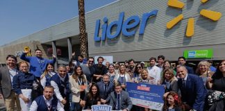 Alianza de Sercotec con Walmart Chile abrirá espacios de venta para emprendedores