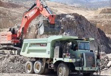 Camiones híbridos abren una nueva ecuación de costos para la minería Camiones híbridos abren una nueva ecuación de costos para la minería