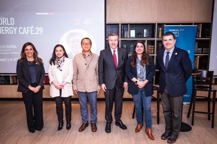 Confianza para avanzar: Carlos Barría comparte su visión del sector energético en WEC Café