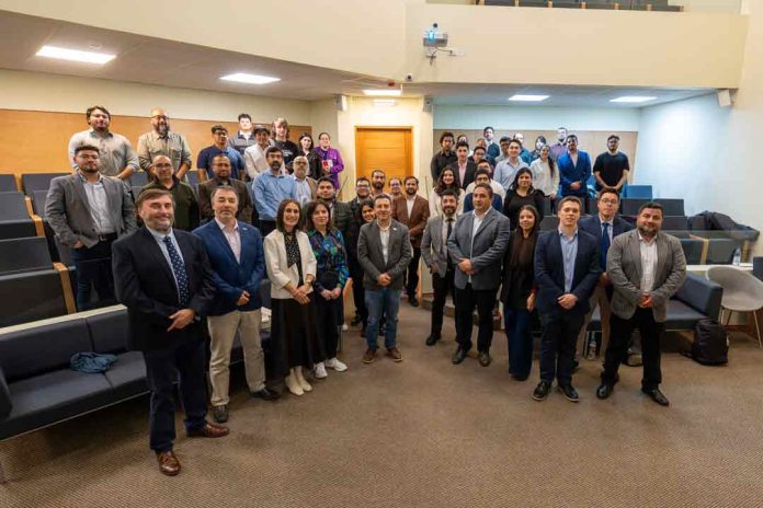 Reportaje | Desde hidrógeno verde hasta IA: Jornadas de Energía UCSC reunieron investigación energética de todo Chile