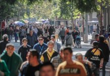 Desempleo sube a 9,8% y Chile supera el millón de desocupados por primera vez desde la pandemia Desempleo en Chile sube a 9,8% y Chile supera el millón de desocupados por primera vez desde la pandemia