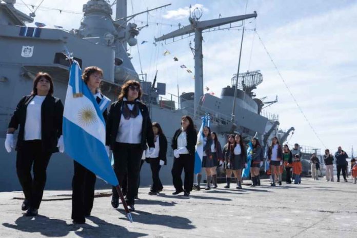 Emporcha y Comodoro Rivadavia impulsan la activación comercial del Corredor Bioceánico Emporcha y Comodoro Rivadavia impulsan la activación comercial del Corredor Bioceánico