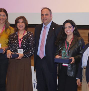 Empresaria de Coyhaique obtiene el primer lugar nacional del Premio InspiraTEC 2026 Empresaria de Coyhaique obtiene el primer lugar nacional del Premio InspiraTEC 2026 (1)