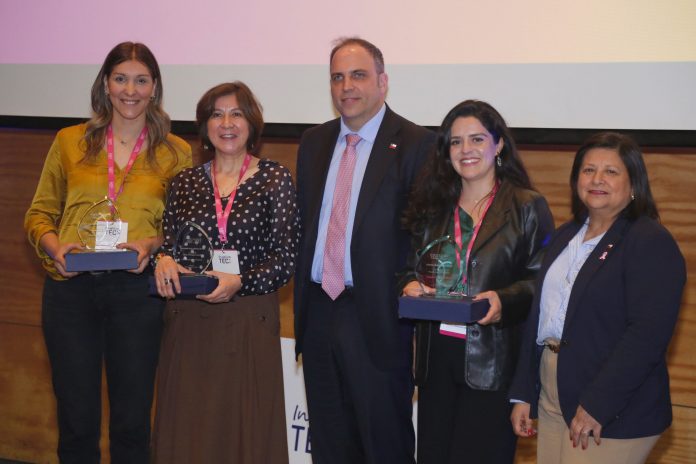Empresaria de Coyhaique obtiene el primer lugar nacional del Premio InspiraTEC 2026 (1) Empresaria de Coyhaique obtiene el primer lugar nacional del Premio InspiraTEC 2026 (1)