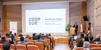 Expertos analizaron los desafíos de las organizaciones y el rumbo de Chile en el Congreso Coop Sur XVIII Expertos analizaron los desafíos de las organizaciones y el rumbo de Chile en el Congreso Coop Sur XVIII
