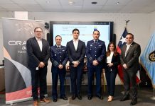 FACH y Oracle firman convenio que permitirá al Personal institucional capacitarse y certificarse en gestión de datos e IA FACH y Oracle firman convenio que permitirá al Personal institucional capacitarse y certificarse en gestión de datos e IA