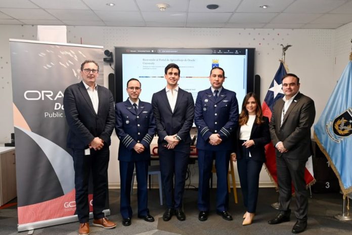 FACH y Oracle firman convenio que permitirá al Personal institucional capacitarse y certificarse en gestión de datos e IA