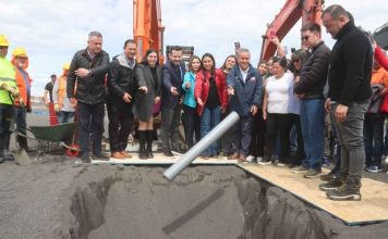 Instalación de primera piedra da inicio a megaproyecto Los Luchadores para 272 familias de Coronel