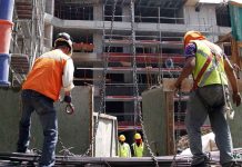 La contradicción inmobiliaria: construcción crea empleo y ventas repuntan, pero se frenan las nuevas viviendas La contradicción inmobiliaria: construcción crea empleo y ventas repuntan, pero se frenan las nuevas viviendas