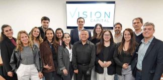 Madera recuperada y divisiones de cristal definen las nuevas oficinas de Vision Capital
