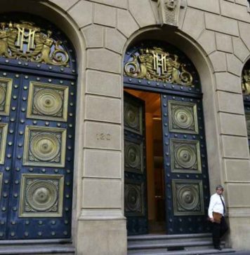Moody’s se suma a S&P y Fitch: las tres principales clasificadoras de riesgo ratifican su confianza en la economía chilena Ministerio de Hacienda Chile
