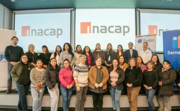 Mujeres jefas de hogar se capacitan en gasfitería