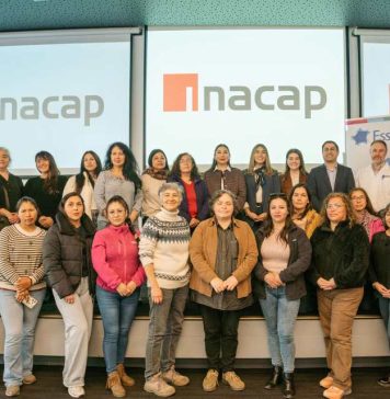 Mujeres jefas de hogar se capacitan en gasfitería