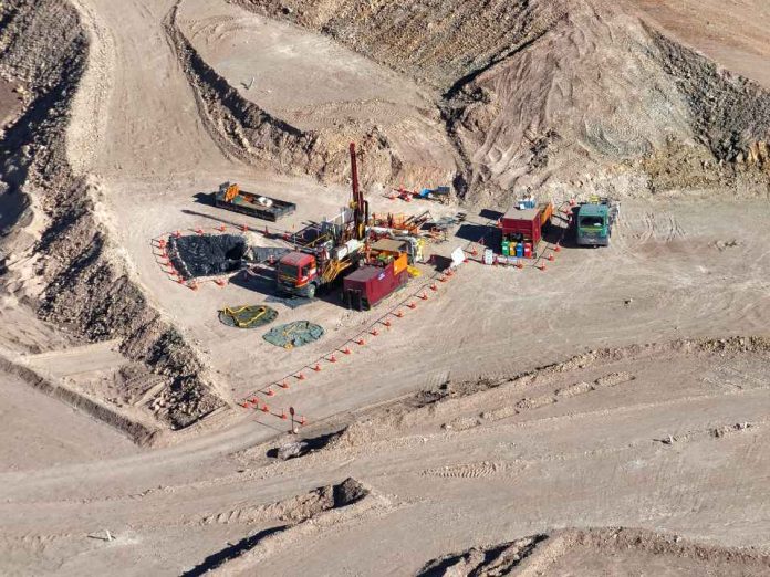 Nuevo proyecto de Minera Centinela comenzó a operar enviando mineral al chancado a más de 25 kilómetros