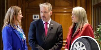 Parlamentarios oficialistas refuerzan ofensiva contra el robo de neumáticos: Piden urgencia para proyecto “Rueda Segura” y mayor fiscalización de redes ilegales Parlamentarios oficialistas refuerzan ofensiva contra el robo de neumáticos: Piden urgencia para proyecto “Rueda Segura” y mayor fiscalización de redes ilegales