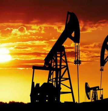 El petróleo se dispara por la tensión en Ormuz y el golpe ya llega a los surtidores chilenos Precio Petróleo Brent, barril crudo, bencina