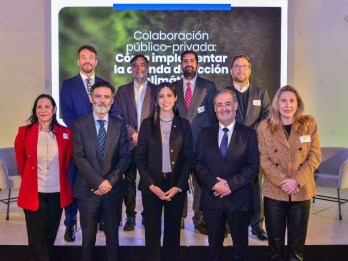 Sector público y privado abordan desafíos para acelerar la implementación de la agenda climática en Chile
