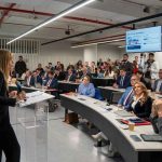 Seminario internacional reunió a la industria, la academia y el Estado para debatir el rol de la electrificación en la transición energética