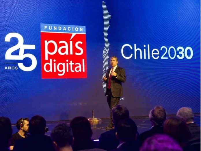 Summit País Digital cierra con un llamado a acelerar la adopción tecnológica para impulsar la productividad de Chile Summit País Digital cierra con un llamado a acelerar la adopción tecnológica para impulsar la productividad de Chile