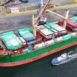 Terminal Portuario de Valparaíso concreta descarga masiva de vagones, buses y maquinaria