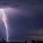 Tormentas eléctricas en la zona central: cómo proteger tus equipos y prepararte ante posibles cortes de luz Tormentas eléctricas alerta meteorológica DMC, Senapred