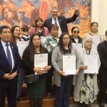 Tras 17 años de espera 58 familias de Los Domínicos en Cañete se transforman en propietarios de sus viviendas Tras 17 años de espera 58 familias de Los Domínicos en Cañete se transforman en propietarios de sus viviendas