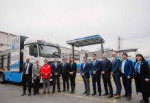 Walmart Chile y Copec inauguran primera hidrolinera para camiones de alto tonelaje 